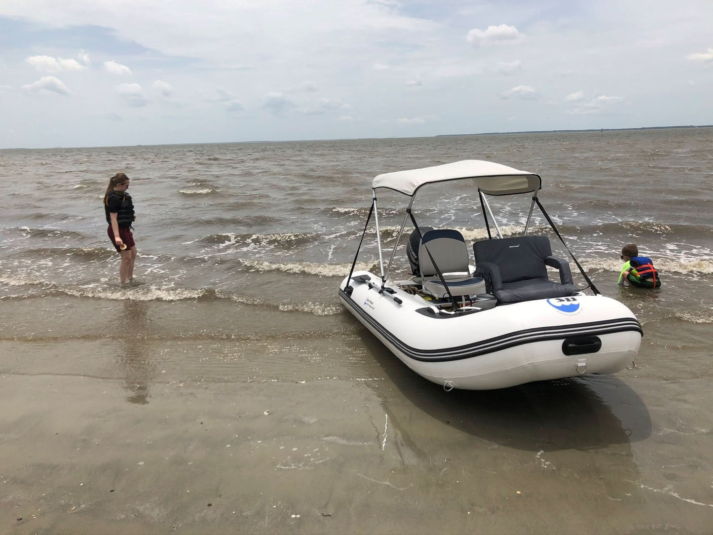 Killer Whale 10.8′ Aluminum Floor